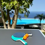 Canela & Bespoke Experiences Sauzal