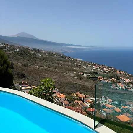 Canela & Bespoke Experiences * El Sauzal