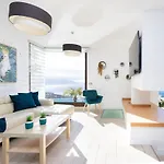 Вилла Canela & Bespoke Experiences *