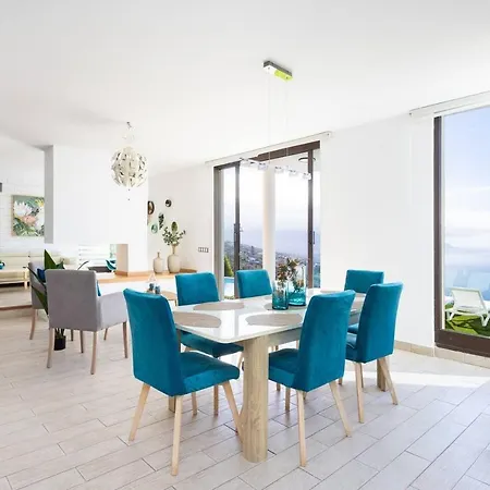 וילה Canela & Bespoke Experiences סאוסאל