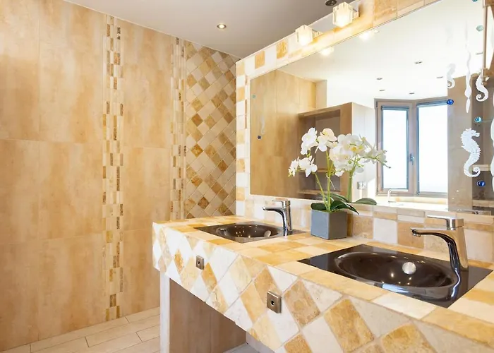 Villa Canela & Bespoke Experiences