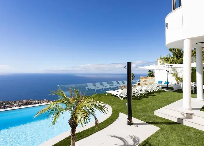 Canela & Bespoke Experiences Villa